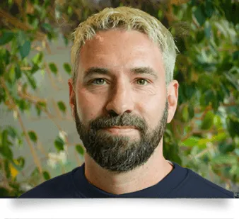 Bild: © WEDERAUFBAU Dominik Zohren im Porträt.