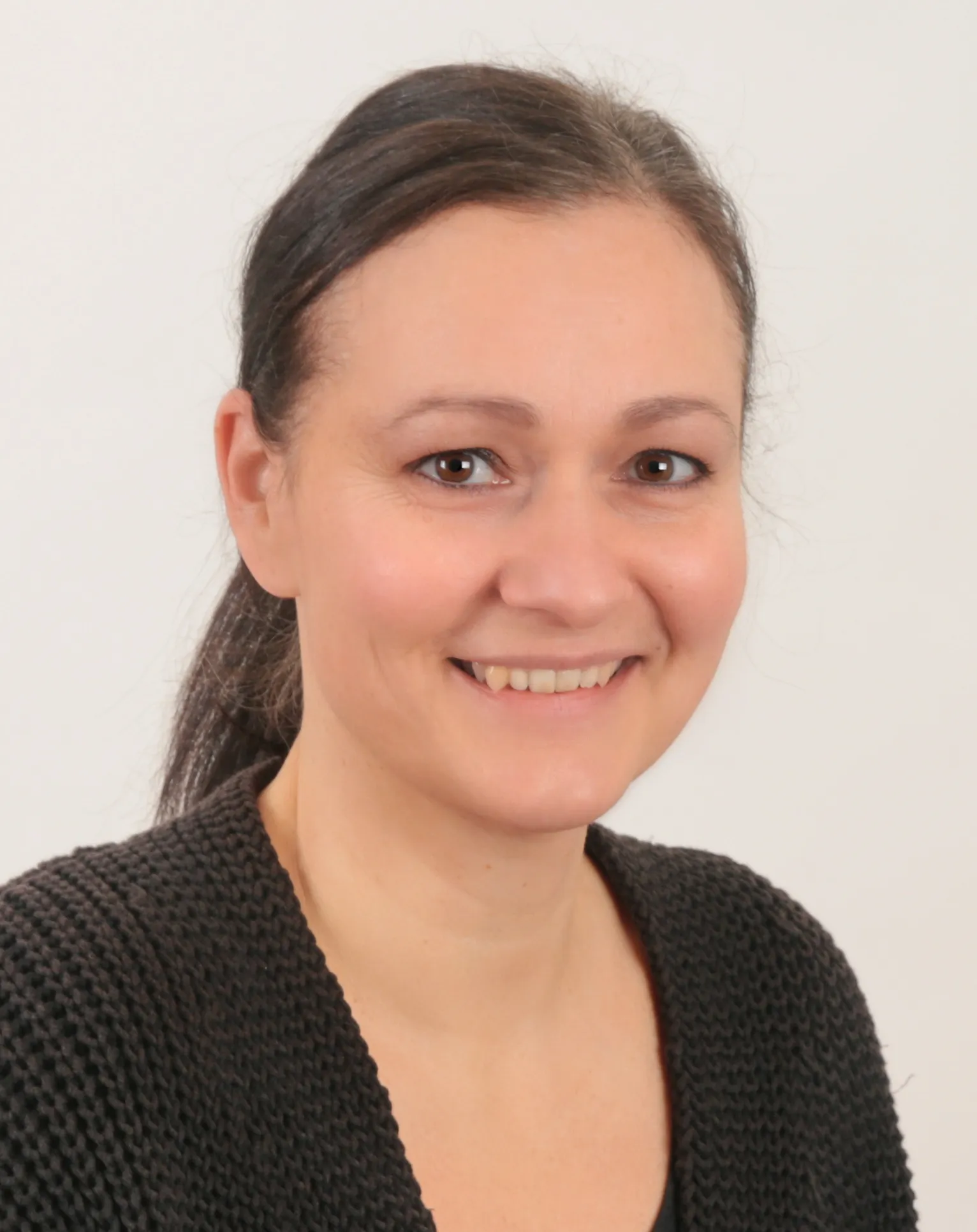 Bild: © WEDERAUFBAU Susanne Romera-Senger im Porträt