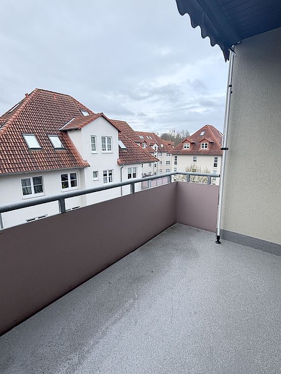 + 2-Raum-Wohnung mit Tageslichtbad + - Photo 2