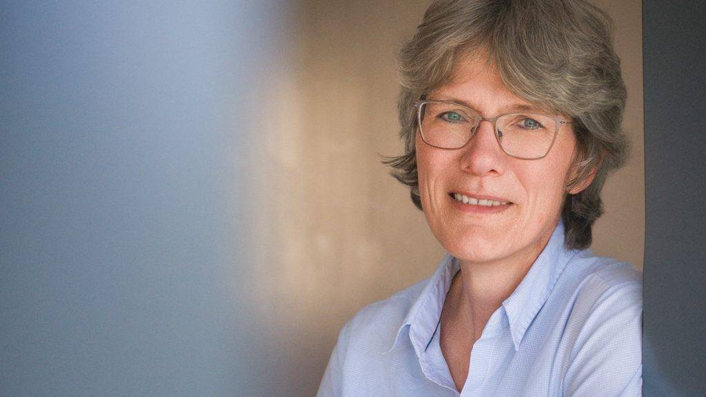 Bild: © Tom Tautz Eine Frau, die in die Kamera lächelt.