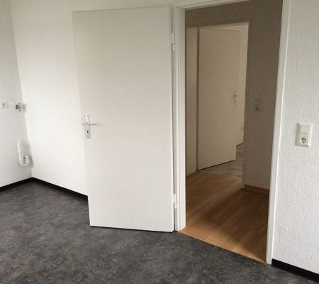 + 2 Zimmer mit einem neuen Badezimmer+, Bild 8