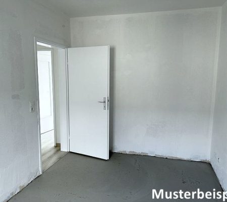 + 3 Zimmer mit Balkon - mit modernisierten Bad +, Bild 9