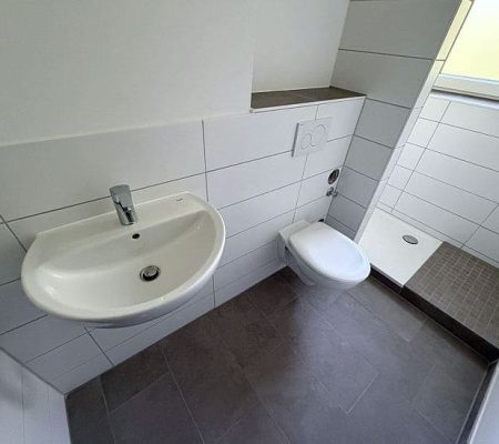 DU/WC