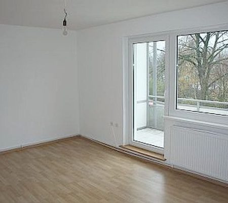 Schöne 2-Zimmerwohnung mit großem Balkon, Bild 1