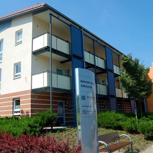 Bild: WIEDERAUFBAU Außenansicht