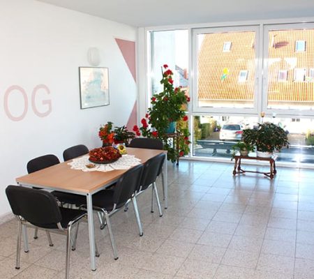 Bild: © WIEDERAUFBAU Gemeinschaftsfläche im Obergeschoss des Betreuten Wohnen Cremlingen.