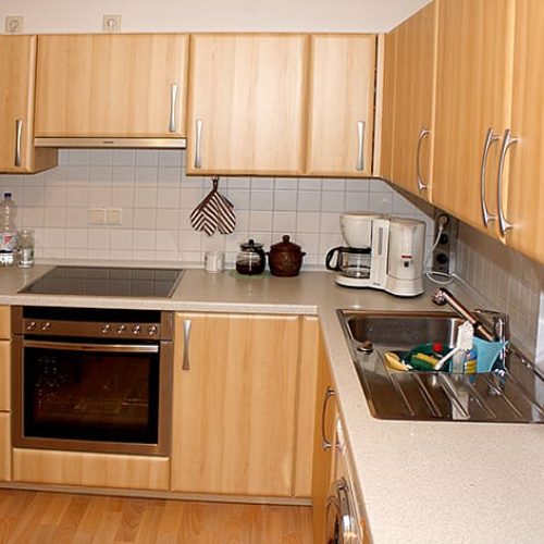 Bild: © WEDERAUFBAU Beispiel einer Küche im Betreuten Wohnen Juliusstraße.